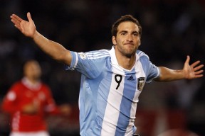 开云体育平台APP-季后赛抢七之夜，杜兰特的存在感，为何总是拉满？