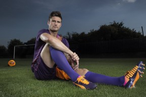 开云下载-约基奇爆发无用！奇才硬仗取胜步行者，东部格局暗流涌动