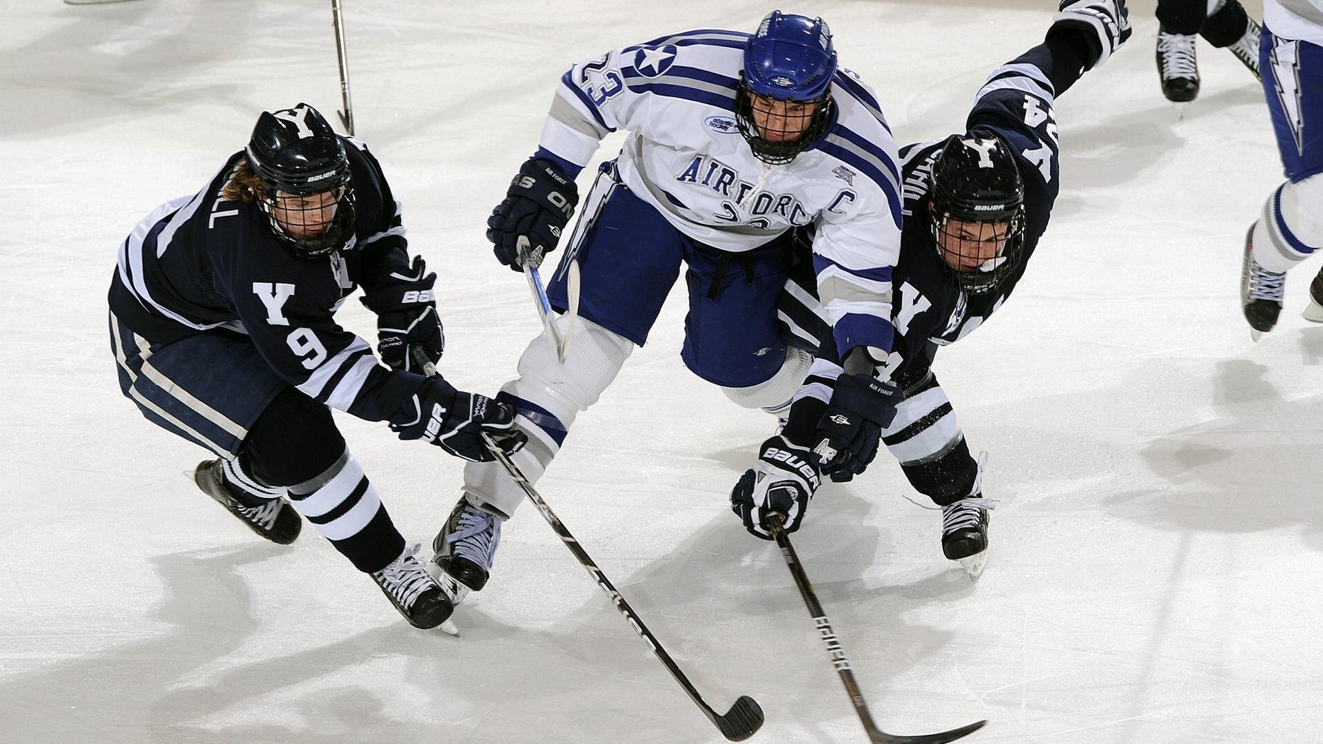 新疆队击败雄鹿，贝恩稳定输出不掉线，中国篮球的破冰启示录