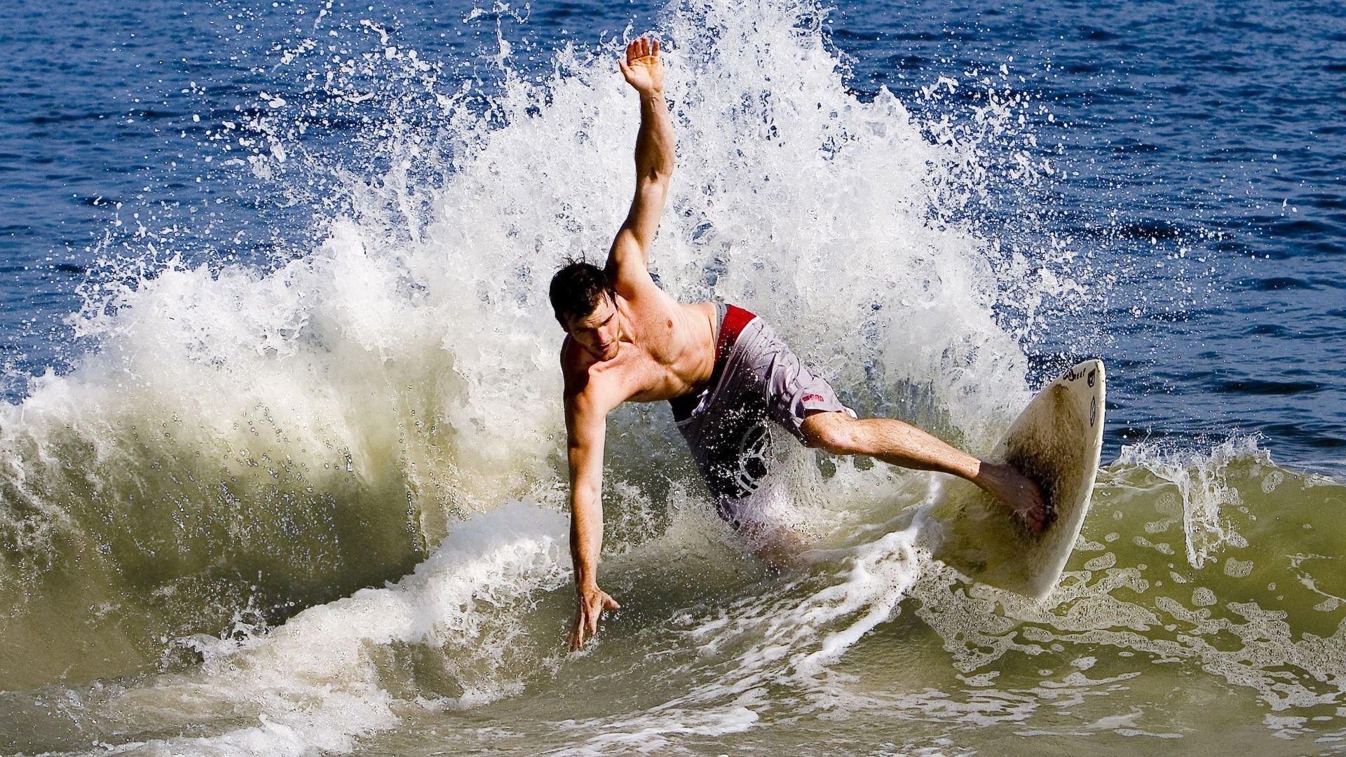 杰伦·格林,从关键先生到绿军新魂,凯尔特人强势晋级背后的蜕变密码